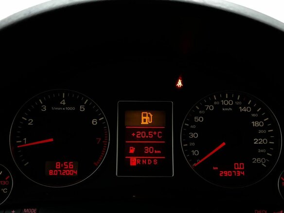 2005 Audi A4 III (B7), серебристый, 640000 рублей - вид 12