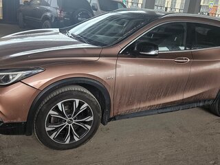 2017 Infiniti QX30, бежевый, 1435465 рублей, вид 3