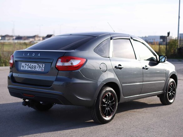 2020 Lada (ВАЗ) Granta I Рестайлинг, серый, 600000 рублей - вид 4
