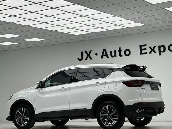 2022 Geely Binyue I Рестайлинг, белый, 1171000 рублей - вид 4