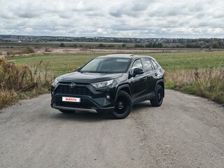 2022 Toyota RAV4 V (XA50), чёрный, 3300000 рублей, вид 1