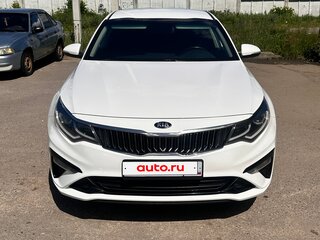 2019 Kia Optima IV Рестайлинг, белый, 2090000 рублей, вид 2