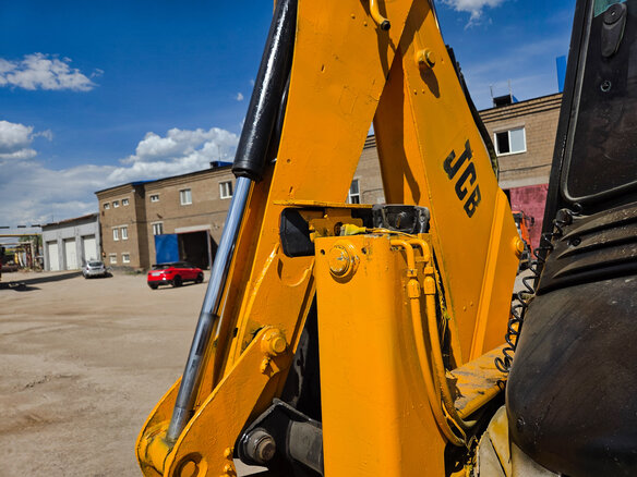 2010 JCB 3CX, жёлтый, 3250000 рублей - вид 12