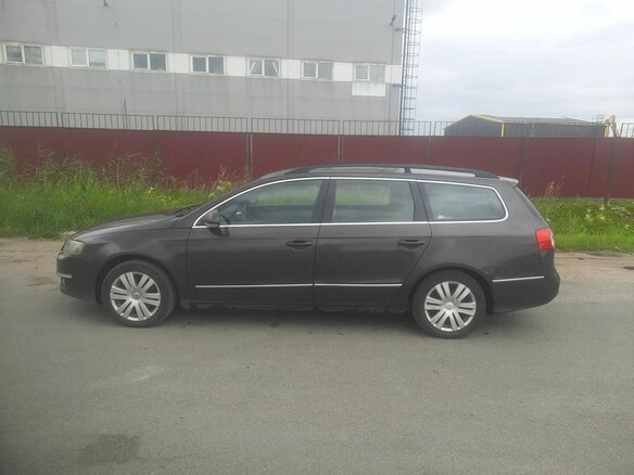2008 Volkswagen Passat B6, серый, 499000 рублей - вид 1