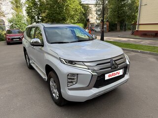 2021 Mitsubishi Montero Sport III Рестайлинг, белый, 3621000 рублей, вид 2