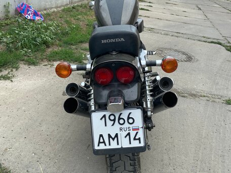 1994 Honda Magna, серый, 440000 рублей, вид 2