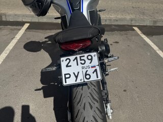 2022 Yamaha MT-09 (FZ-09), серебристый, 1250000 рублей, вид 2