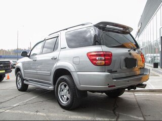 2001 Toyota Sequoia I, серебристый, 1950000 рублей, вид 5