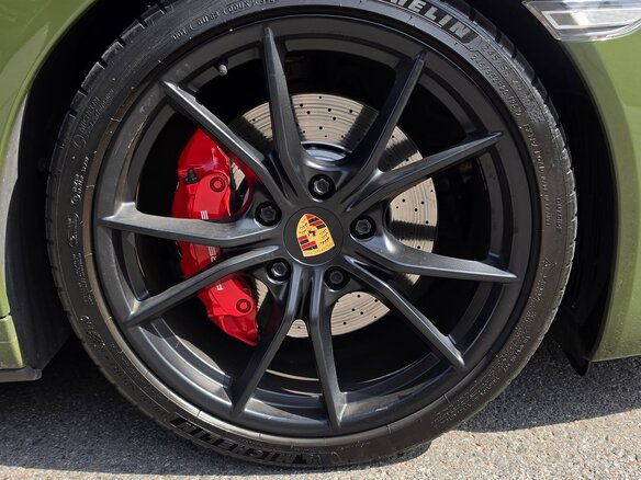 2017 Porsche 911 Carrera 4 GTS VII (991) Рестайлинг, зелёный - вид 12