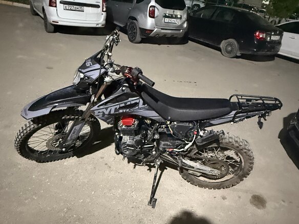 2026 Suzuki B-King, чёрный, 195000 рублей