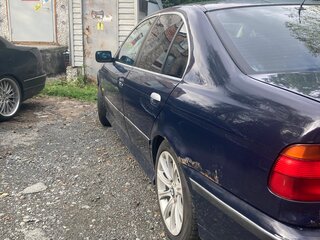 1998 BMW 5 серии 528i IV (E39), синий, 400000 рублей, вид 4
