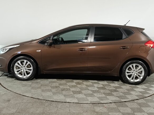 2014 Kia Ceed II, коричневый, 1380000 рублей - вид 3