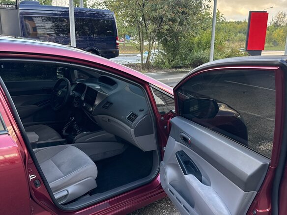 2008 Honda Civic VIII, красный - вид 12
