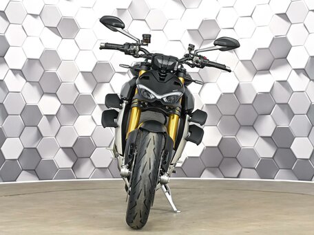 2022 Ducati Streetfighter V4, чёрный, 1929000 рублей, вид 5