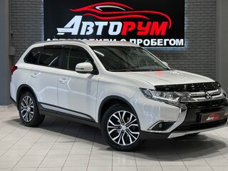 2015 Mitsubishi Outlander III Рестайлинг 2, белый, 2107000 рублей, вид 1