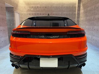 2025 Lamborghini Urus SE I Рестайлинг, оранжевый, 39990000 рублей, вид 3