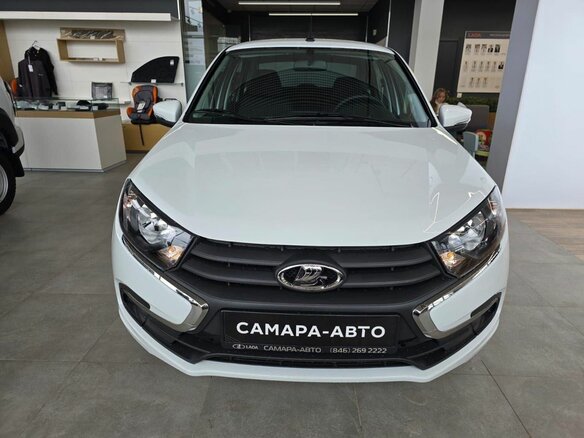 2026 Lada (ВАЗ) Granta I Рестайлинг, белый, 987000 рублей - вид 2