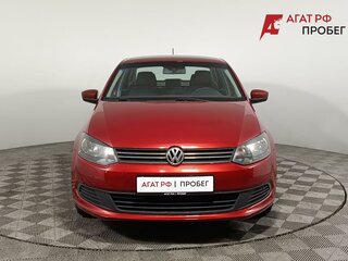 2013 Volkswagen Polo V, красный, 840000 рублей, вид 2