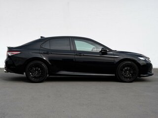 2020 Toyota Camry VIII (XV70), чёрный, 2777000 рублей, вид 5