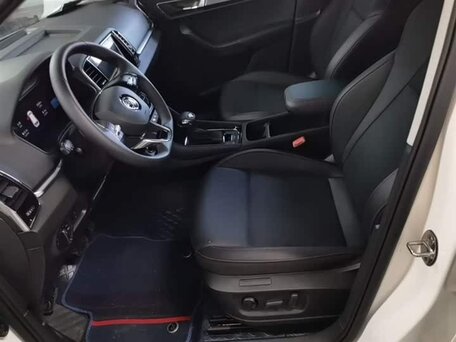 2022 Skoda Karoq DSG7 I, белый, 1449000 рублей, вид 4