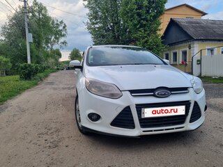 2013 Ford Focus III, белый, 635000 рублей, вид 3