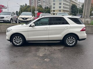 2013 Mercedes-Benz M-Класс 350 III (W166), белый, 2100000 рублей, вид 3