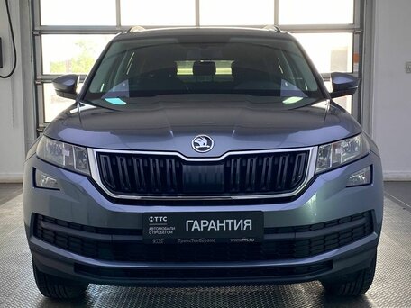 2019 Skoda Kodiaq I, серый, 2490000 рублей, вид 2
