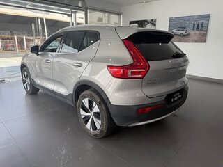 2024 Volvo XC40 I Рестайлинг, серый, 3122762 рублей, вид 4