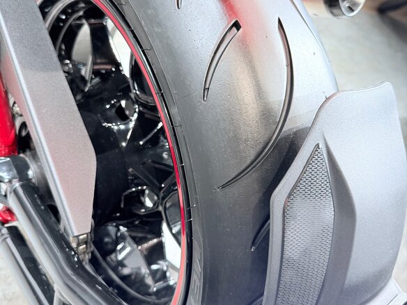 2022 Indian FTR 1200, красный, 1499000 рублей - вид 23