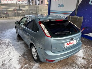 2009 Ford Focus II Рестайлинг, серый, 415000 рублей, вид 2