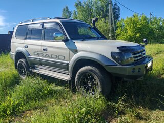 1996 Toyota Land Cruiser Prado 90 Series, серебристый, 2196000 рублей, вид 2
