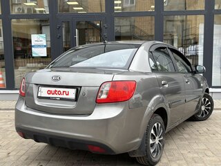 2010 Kia Rio II Рестайлинг, серебристый, 440000 рублей, вид 3