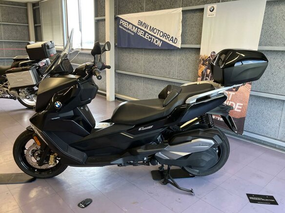 2023 BMW C 400 GT, чёрный, 799000 рублей