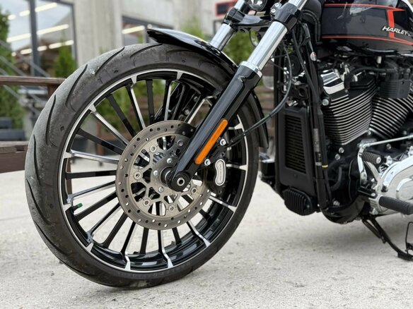 2024 Harley-Davidson Breakout, чёрный, 2240000 рублей - вид 8