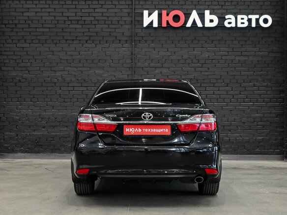 2016 Toyota Camry VII (XV50) Рестайлинг, чёрный, 1720000 рублей - вид 5