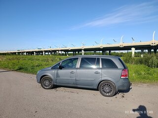 2007 Opel Zafira B, серый, 525000 рублей, вид 2