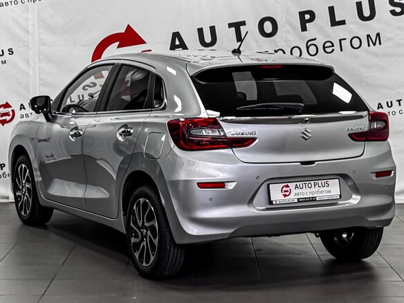 2022 Suzuki Baleno III, серый - вид 1