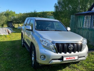 2014 Toyota Land Cruiser Prado 4-speed 150 Series Рестайлинг 1, серебристый, 2700000 рублей, вид 1