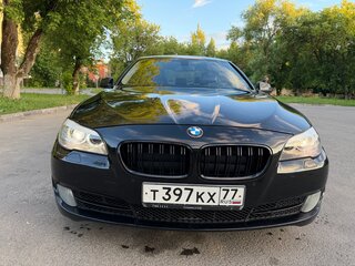 2013 BMW 5 серии 528i xDrive VI (F10/F11/F07), чёрный, 1600000 рублей, вид 2