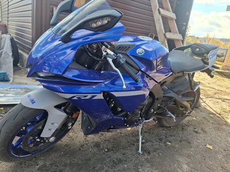 2021 Yamaha YZF-R1, синий, 2000000 рублей, вид 4