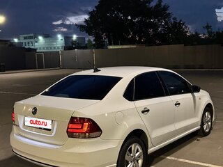 2019 Volkswagen Polo V Рестайлинг, белый, 780000 рублей, вид 4