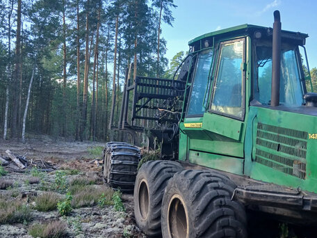 2006 John Deere 1710D, зелёный, 7500000 рублей, вид 2