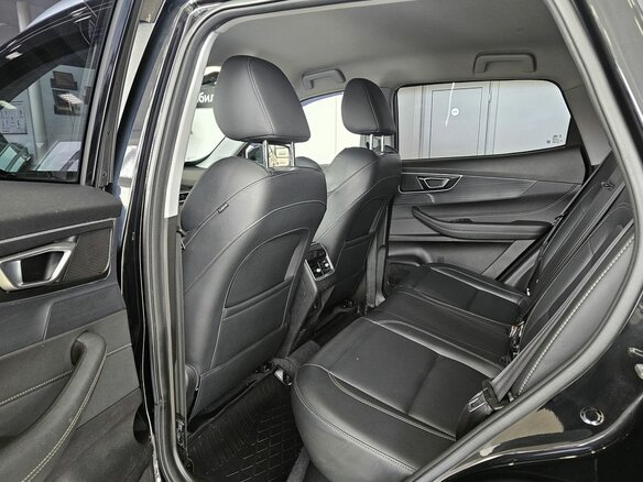 2024 Chery Tiggo 4 Pro I Рестайлинг, чёрный, 1765000 рублей - вид 13