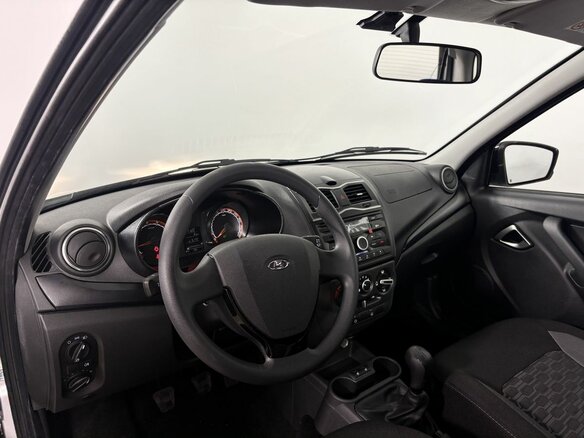 2026 Lada (ВАЗ) Granta Cross I Рестайлинг, серебристый - вид 13