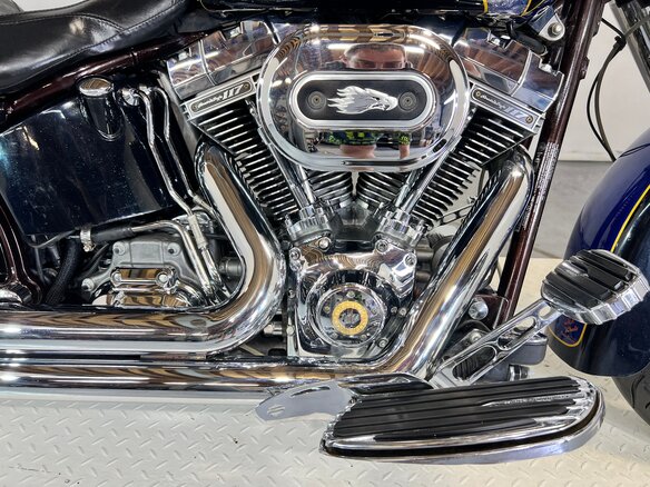 2011 Harley-Davidson Softail Custom, синий, 980000 рублей - вид 12