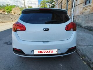 2015 Kia Ceed II, белый, 999999 рублей, вид 5