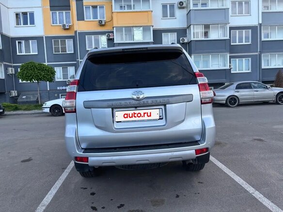 2014 Toyota Land Cruiser Prado 150 Series Рестайлинг 1, серебристый, 3150000 рублей - вид 7