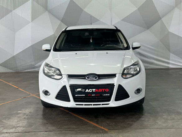 2013 Ford Focus III, белый, 650000 рублей - вид 1