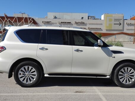 2014 Nissan Patrol VI (Y62) Рестайлинг, белый, 2550000 рублей, вид 2