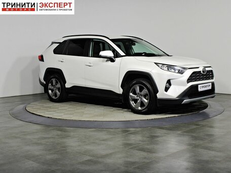 2020 Toyota RAV4 V (XA50), белый, 2987000 рублей, вид 3